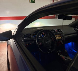 Volkswagen Golf R 2011