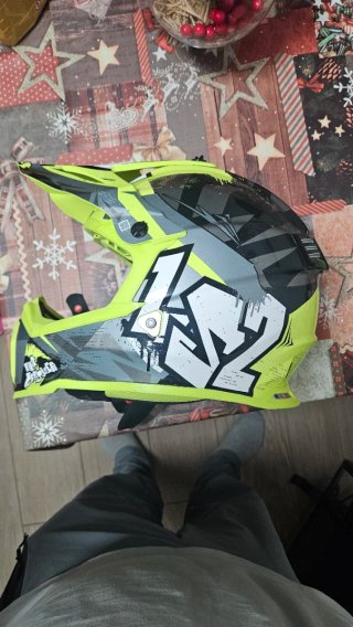 Casco de Cross Amarillo y Negro ls2 2 salidas