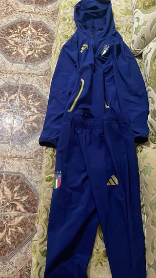 Chaqueta Adidas Italia Azul y Dorada