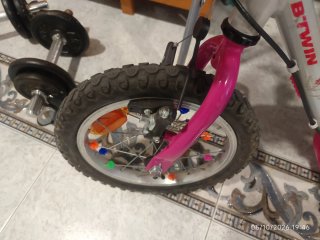 Bicicleta infantil Btwin rosa