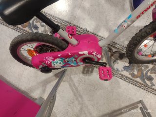 Bicicleta infantil Btwin rosa