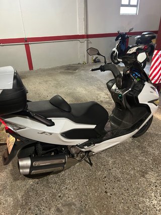Scooter Daelim S3 Ti 125 Blanca