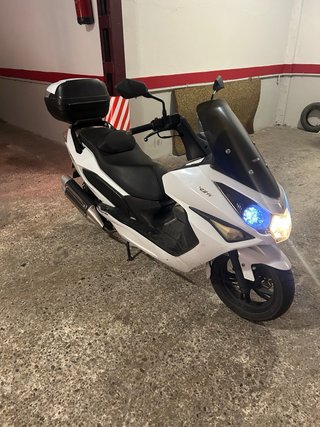 Scooter Daelim S3 Ti 125 Blanca