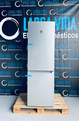 788.Frigorifico Combi Balay Inox 1,86x60 Nuevo Tar