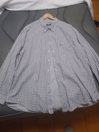 Camisa Burberry Talla XXL  Precio negociable