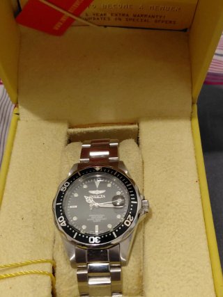 Reloj Invicta Profesional Cuarzo Gris