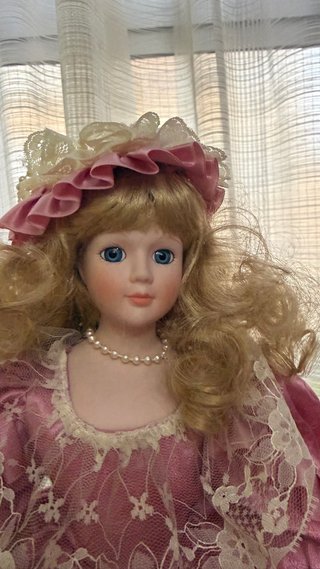 Muñeca de Porcelana Antigua