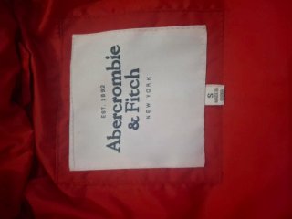 Cazadora Roja Abercrombie Talla S