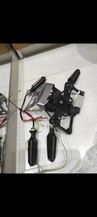 Escape Yoshimura para Yamaha FZ8