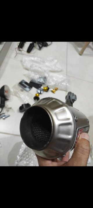 Escape Yoshimura para Yamaha FZ8