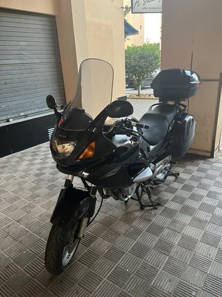 Honda Deauville 650 Negra