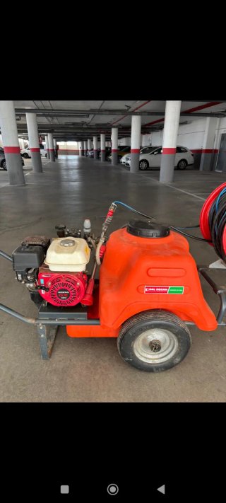Fumigadora Honda profesional