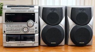 Cadena de música Aiwa NSX-S777 CD/Doble Cassette