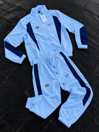 Conjunto Nike TN Unisex Azul y Blanco