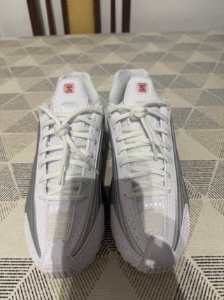 Zapatillas Nike Shox R4 Blancas y Plateadas