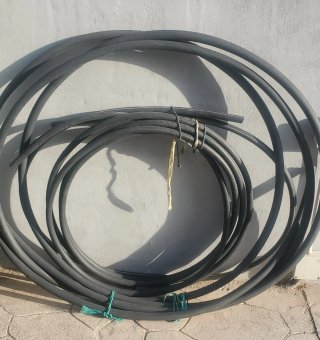 Tubería de presión negra