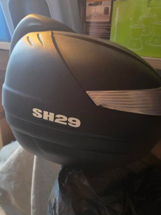 Baúl SHAD 29 con Respaldo