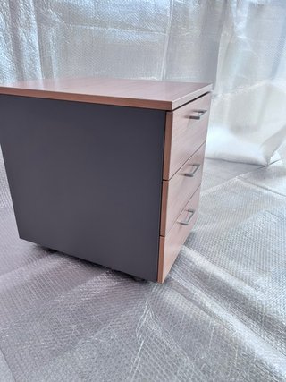 Cajonera para mesa de estudio con ruedas