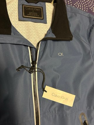 Súper Precio Cazadora  Calvin Klein.  Sin Estrenar