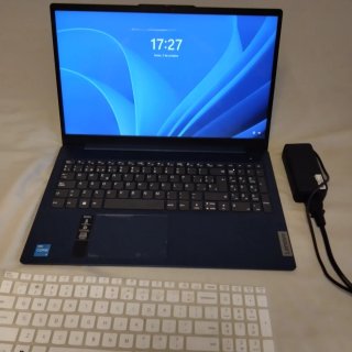 Portátil Lenovo IdeaPad Slim 3 Gen 8