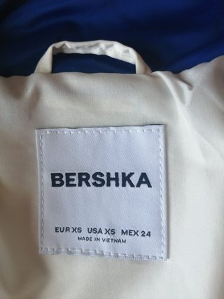 Cazadora Bomber Deportiva Azul y Blanca