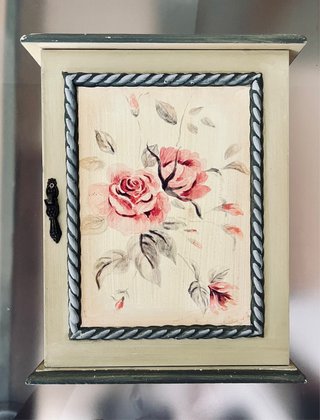 Armario Pared Madera Flores Rosas