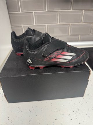 Botas de fútbol Adidas F50 niño numero 28