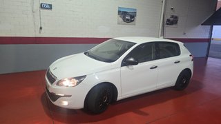 Peugeot 308 2016