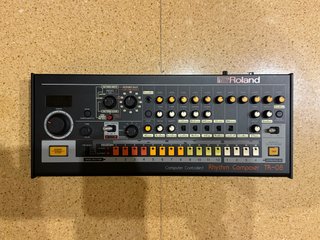 Roland TR-08 caja de ritmos (TR-808 Boutique)