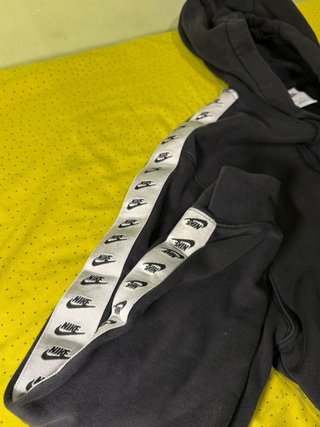 Sudadera con capucha Nike negra