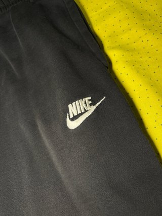 Sudadera con capucha Nike negra