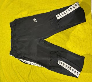 Sudadera con capucha Nike negra