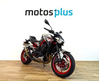 KAWASAKI Z 900 A2 (modelo actual) A2 2025