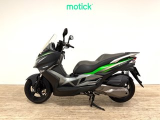 KAWASAKI J300