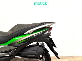 KAWASAKI J300