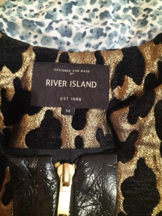 Chaqueta River island Estampado Animal Talla L