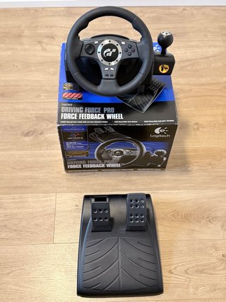 Volante Logitech Driving Force Pro PS2/PS3/PC