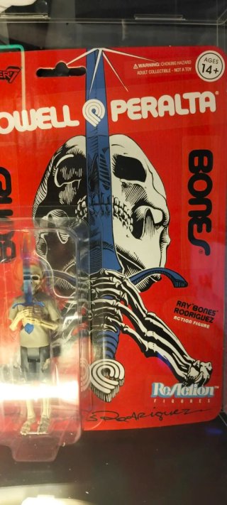 Figura Super7 Powell Peralta Ray Bones Rodriguez