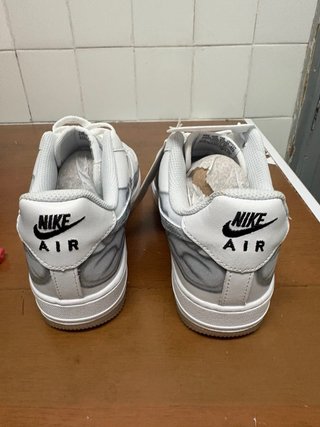 Nike Air Force 1 Skeleton Grises y Blancas
