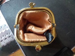 Bolso de Latón Dorado
