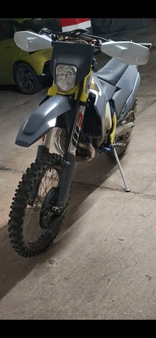 Husqvarna 150i TE Enduro Moto