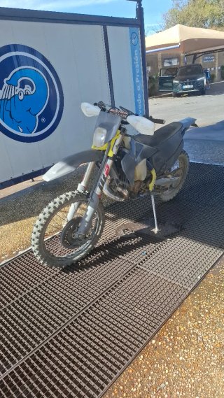 Husqvarna 150i TE Enduro Moto