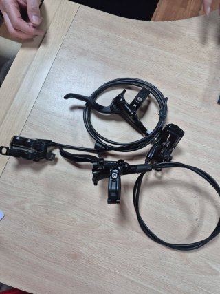 Frenos Shimano MT420