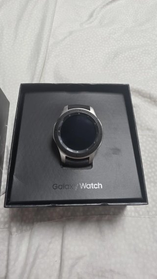 Samsung Galaxy Watch Plateado