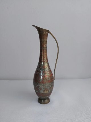 Vaso orientale in ottone