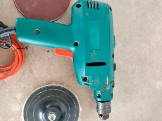Taladro Percutor Black & Decker 500W
