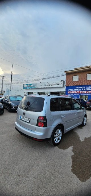 Volkswagen Touran 2009
