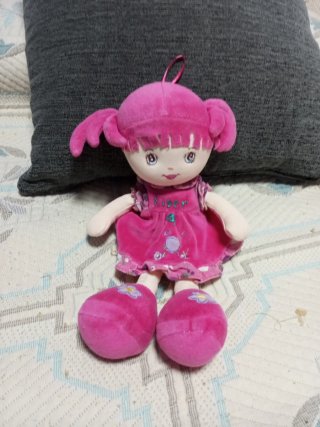 Muñeca de trapo rosa