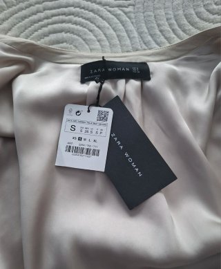 Chaqueta fina Zara beige