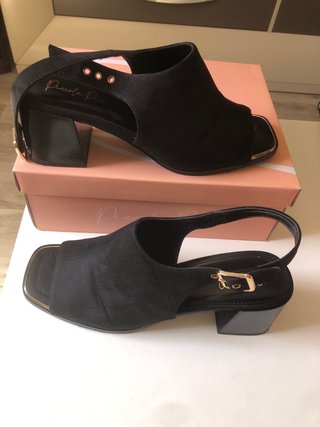 Piccola Piu Zapatos Negros Tacón